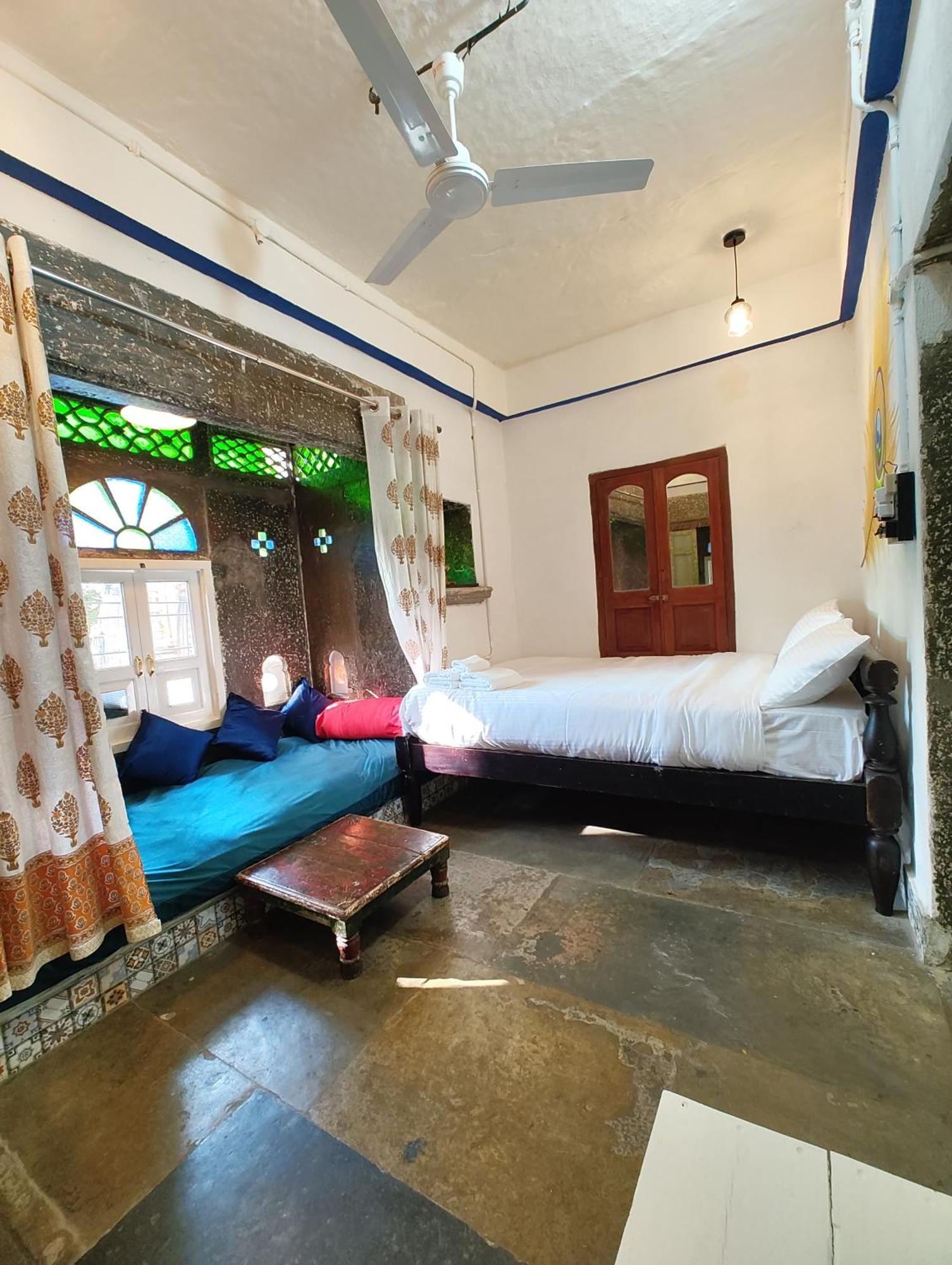 Barefoot Boutique Hotel 烏代浦 外观 照片