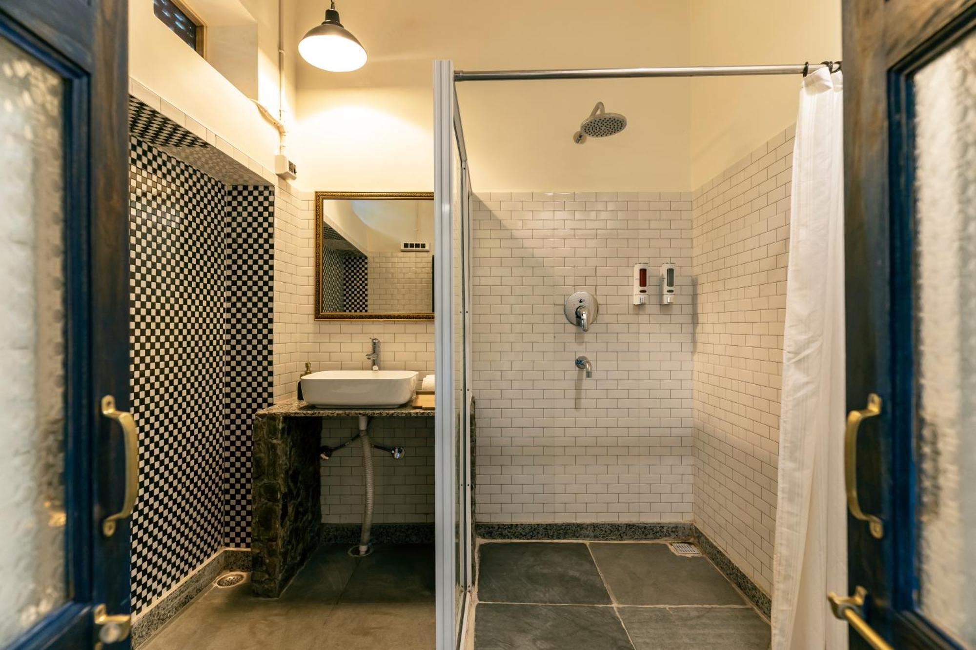 Barefoot Boutique Hotel 烏代浦 外观 照片